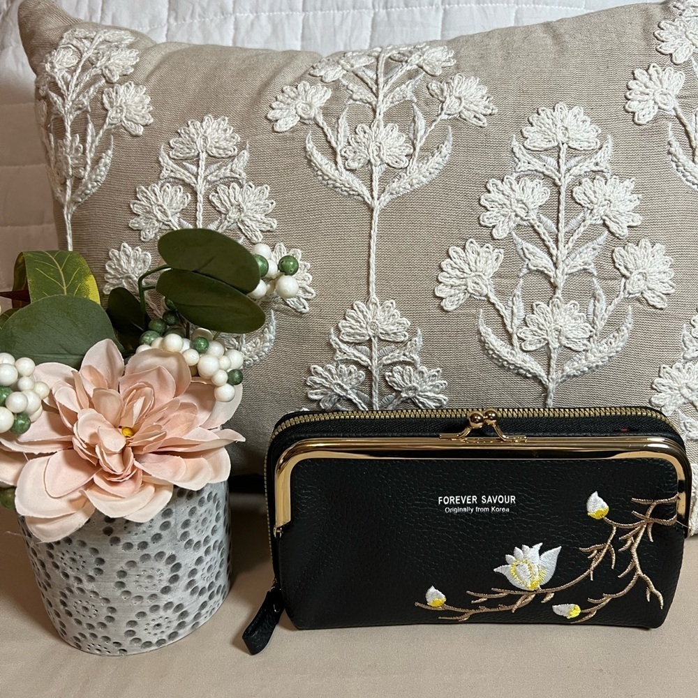 Forever Saviour Black Wallet with Floral Embroidery